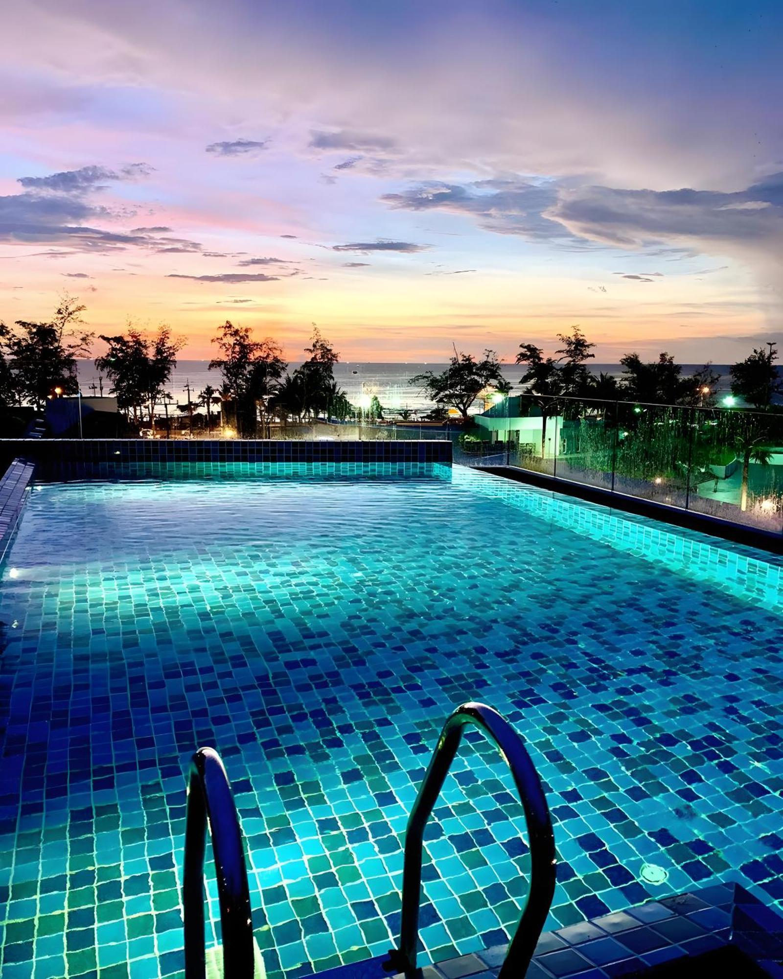 Phoenix Hotel Karon Beach Kültér fotó