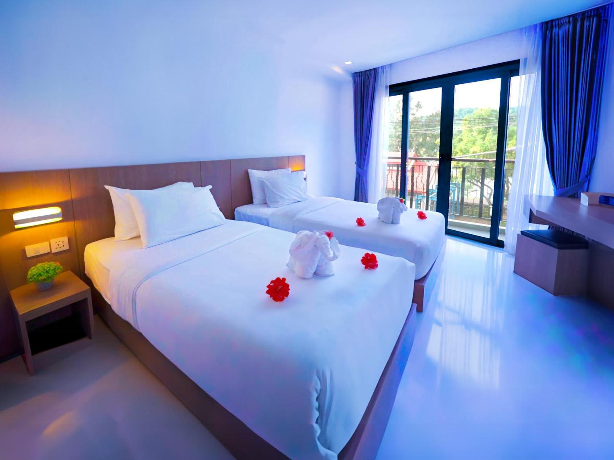 Phoenix Hotel Karon Beach Kültér fotó
