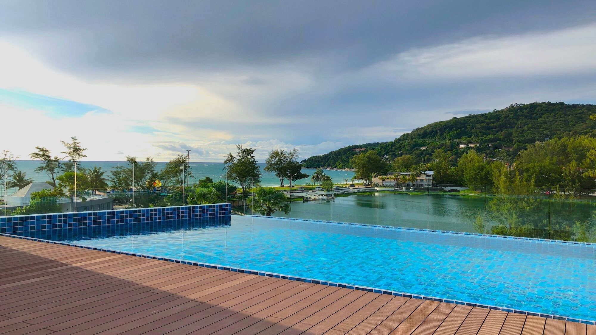 Phoenix Hotel Karon Beach Kültér fotó